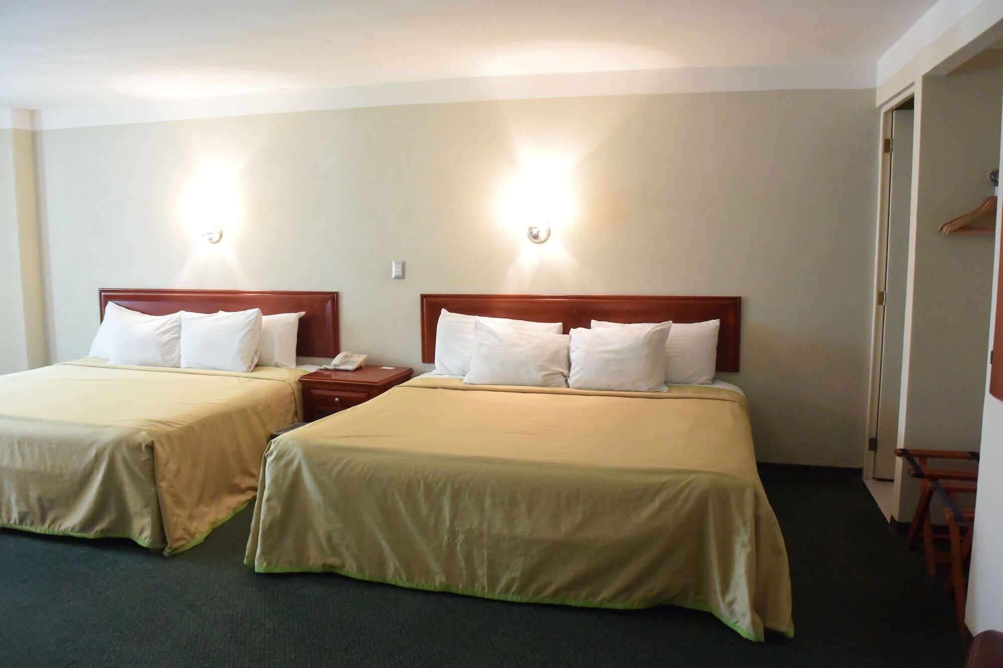 Mision Leon Hotel Exterior foto